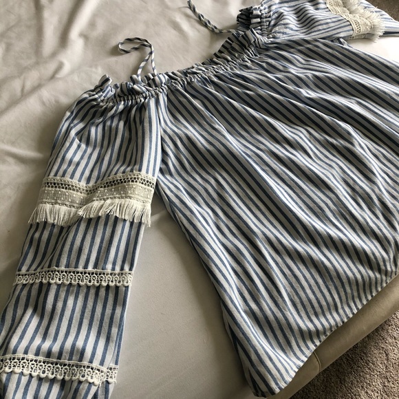 Off the shoulder top - Picture 3 of 4